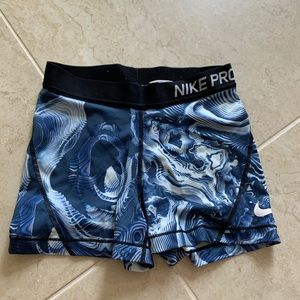 Nike pro
